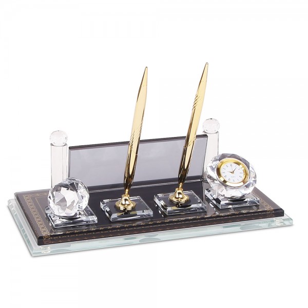 Ps-3238 Lalegül Kri̇stal Masa İsi̇mli̇k